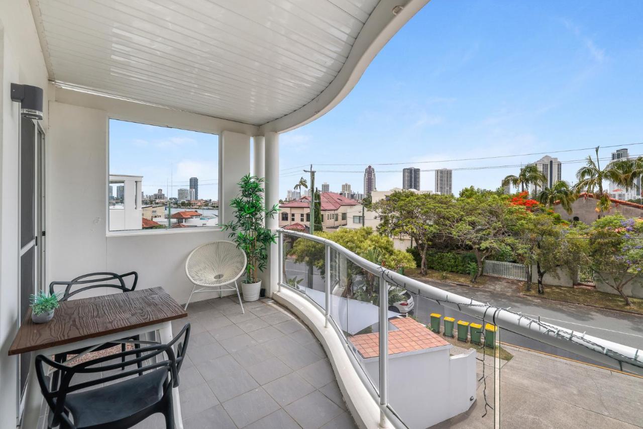 Chevron Sails Apartman Gold Coast Kültér fotó